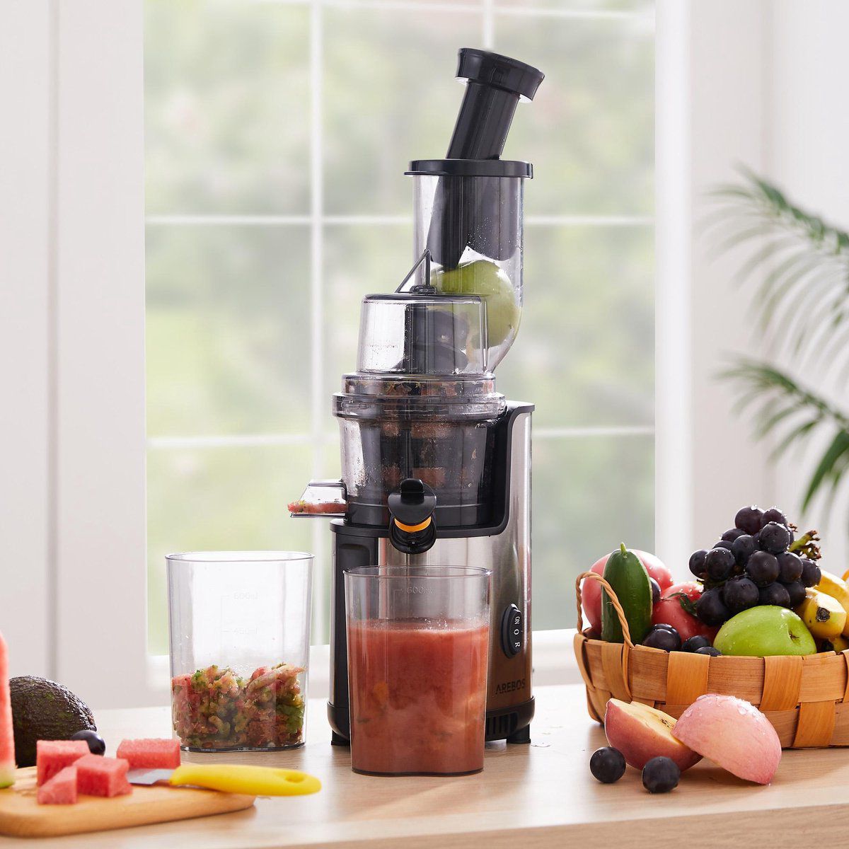 EXTRATOR Y EXPRIMIDOR DE FRUTAS EN ACERO INOXIDABLE